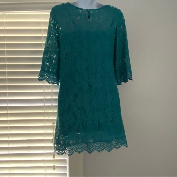 0037 - Beautiful lace dress, Divided by H&M - Picture 2 of 3
